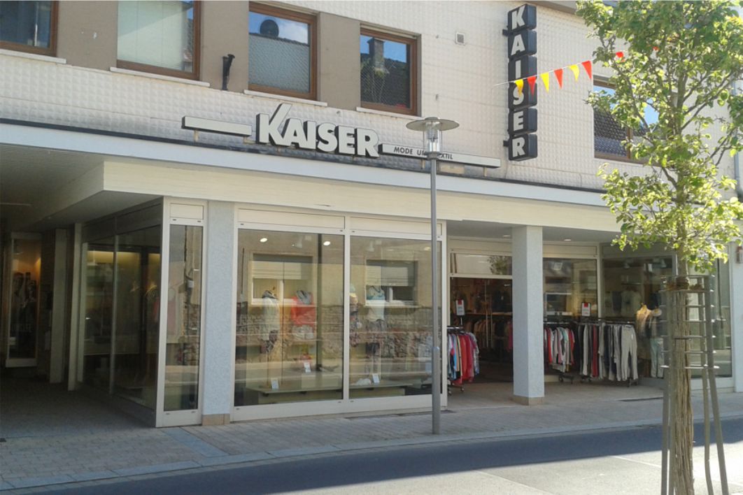 Außenansicht Modehaus Kaiser in Alzenau